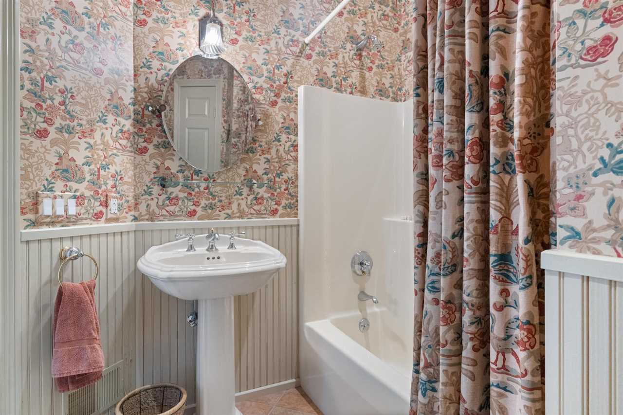 6460 Quarry Ridge Drive Unit: 18