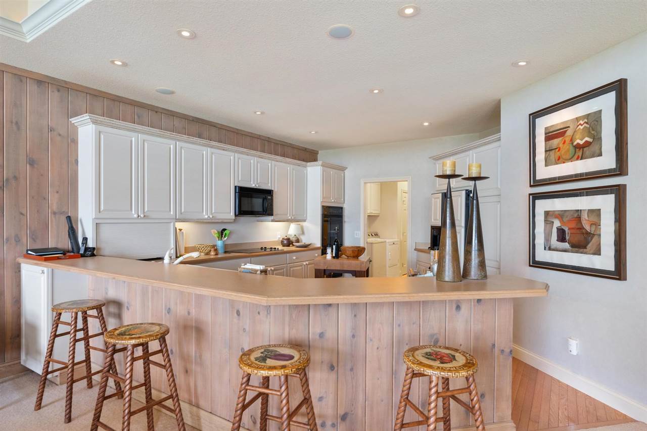 6460 Quarry Ridge Drive Unit: 18