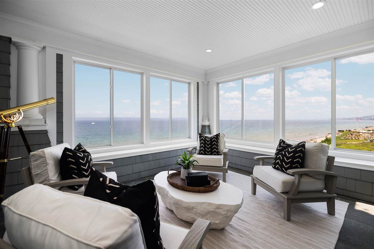 6194 Bay Ridge Drive