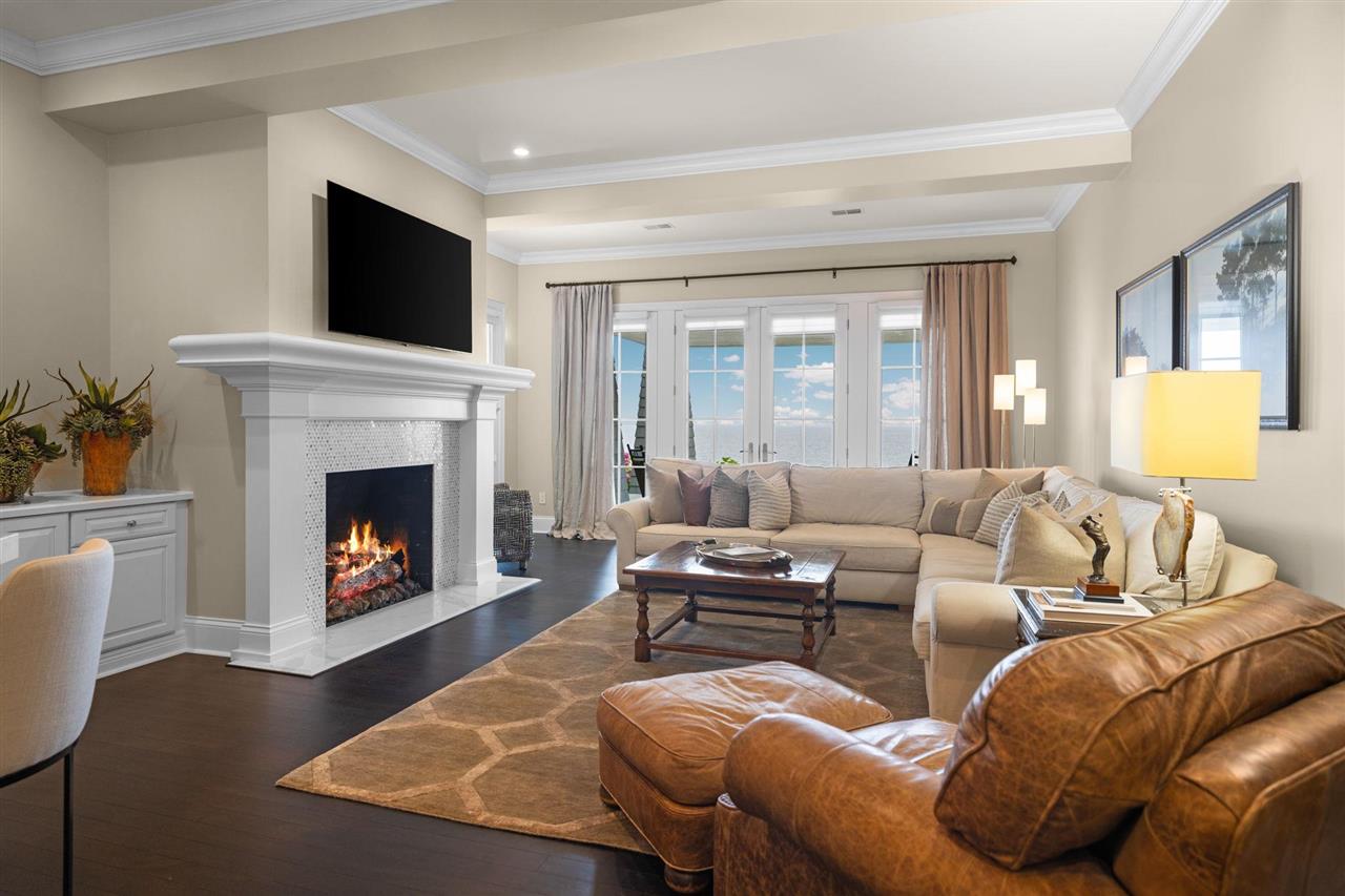 6194 Bay Ridge Drive