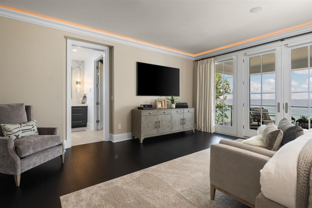 6194 Bay Ridge Drive