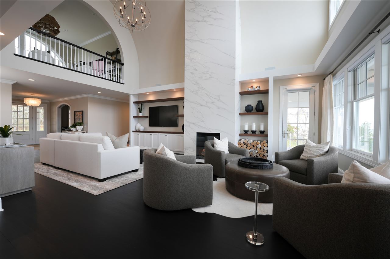 6194 Bay Ridge Drive