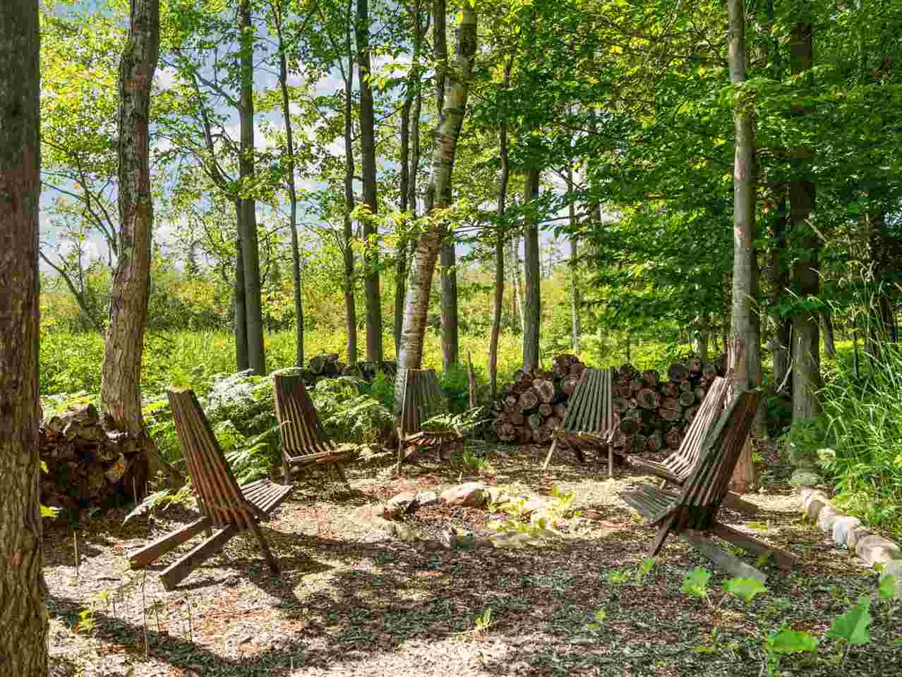 2286 Eagle Island Road