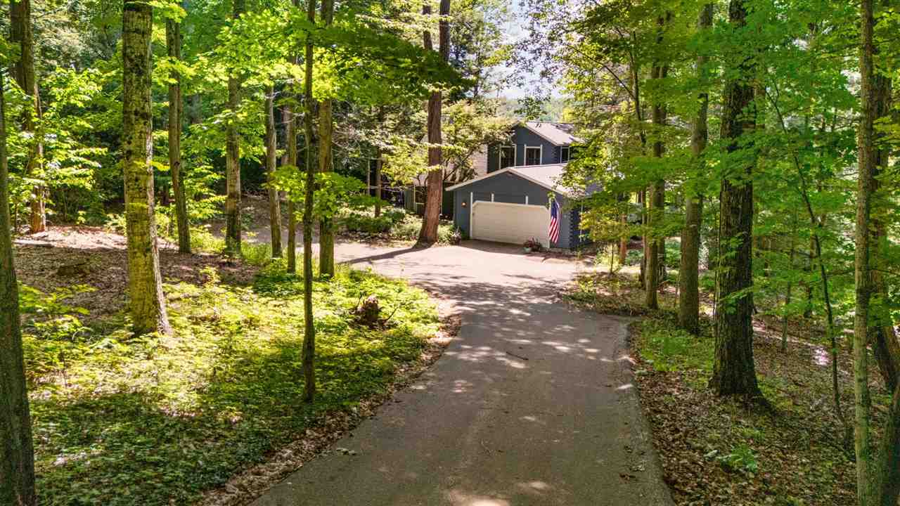 2286 Eagle Island Road