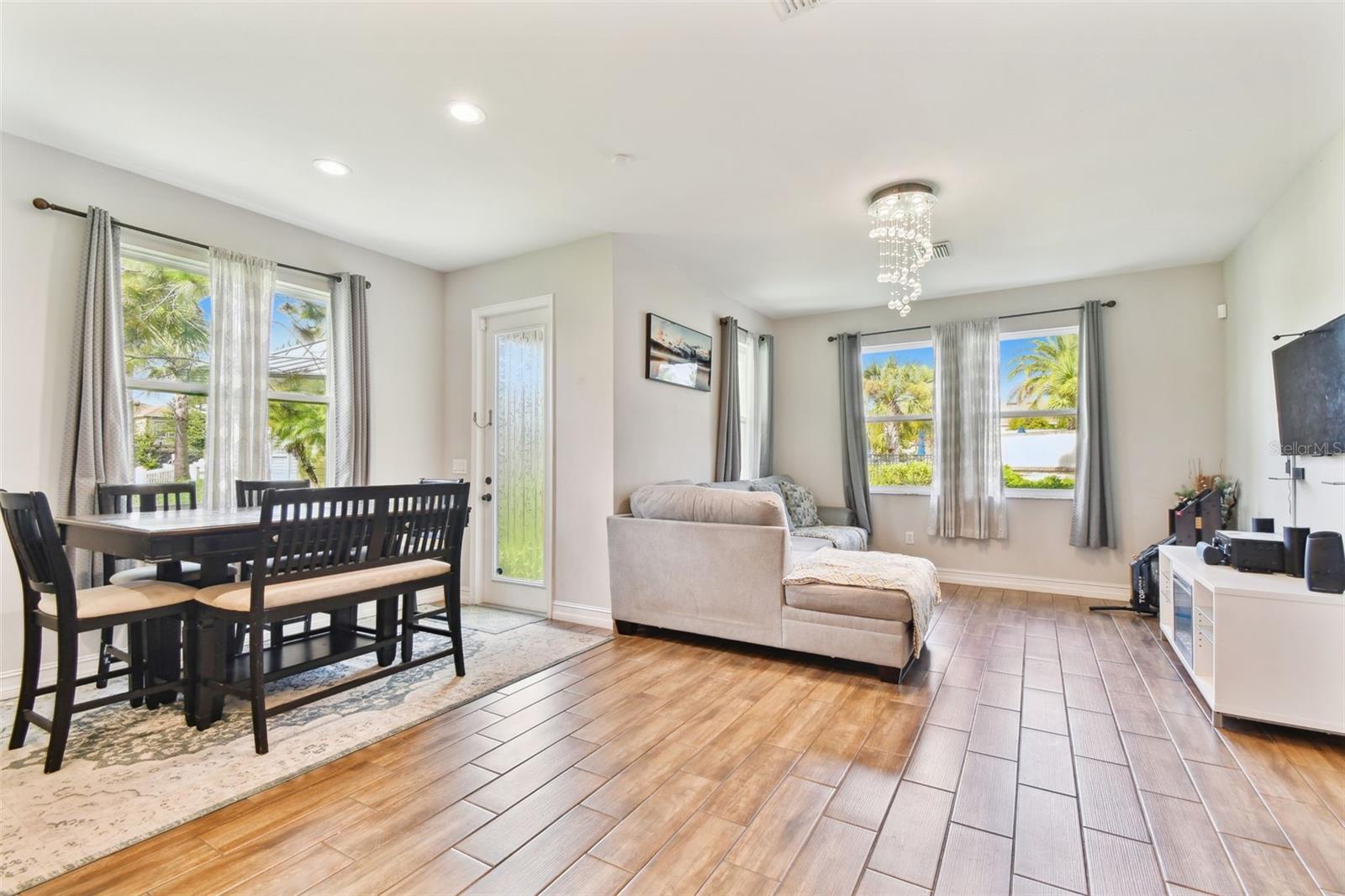 18818 NOBLE CASPIAN DR