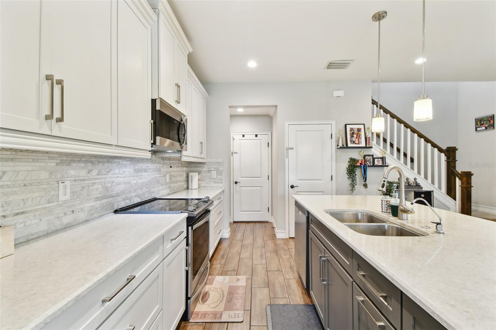 18818 NOBLE CASPIAN DR