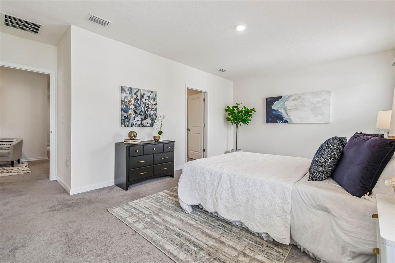 2449 MOON SHADOW RD