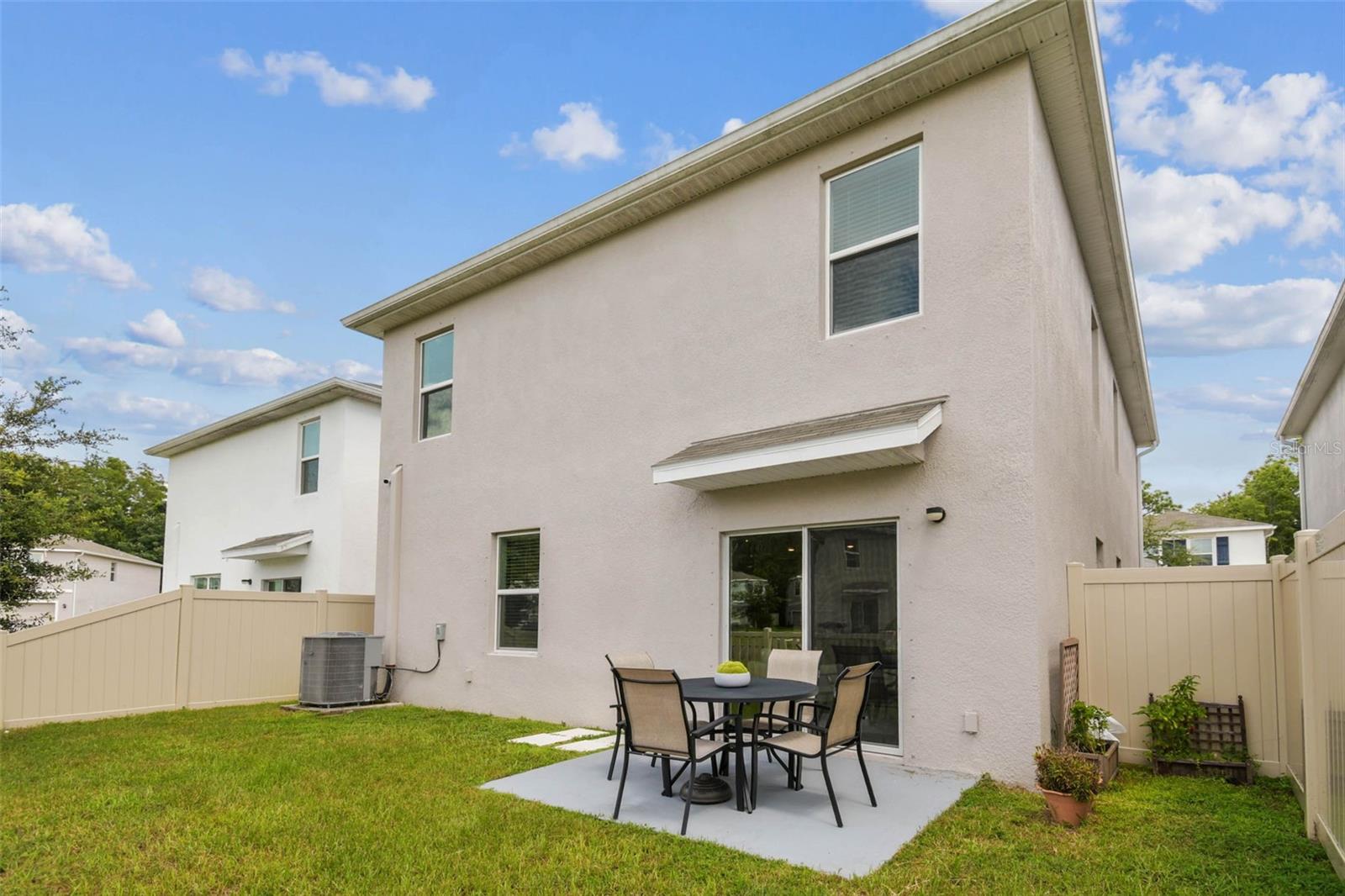 2449 MOON SHADOW RD