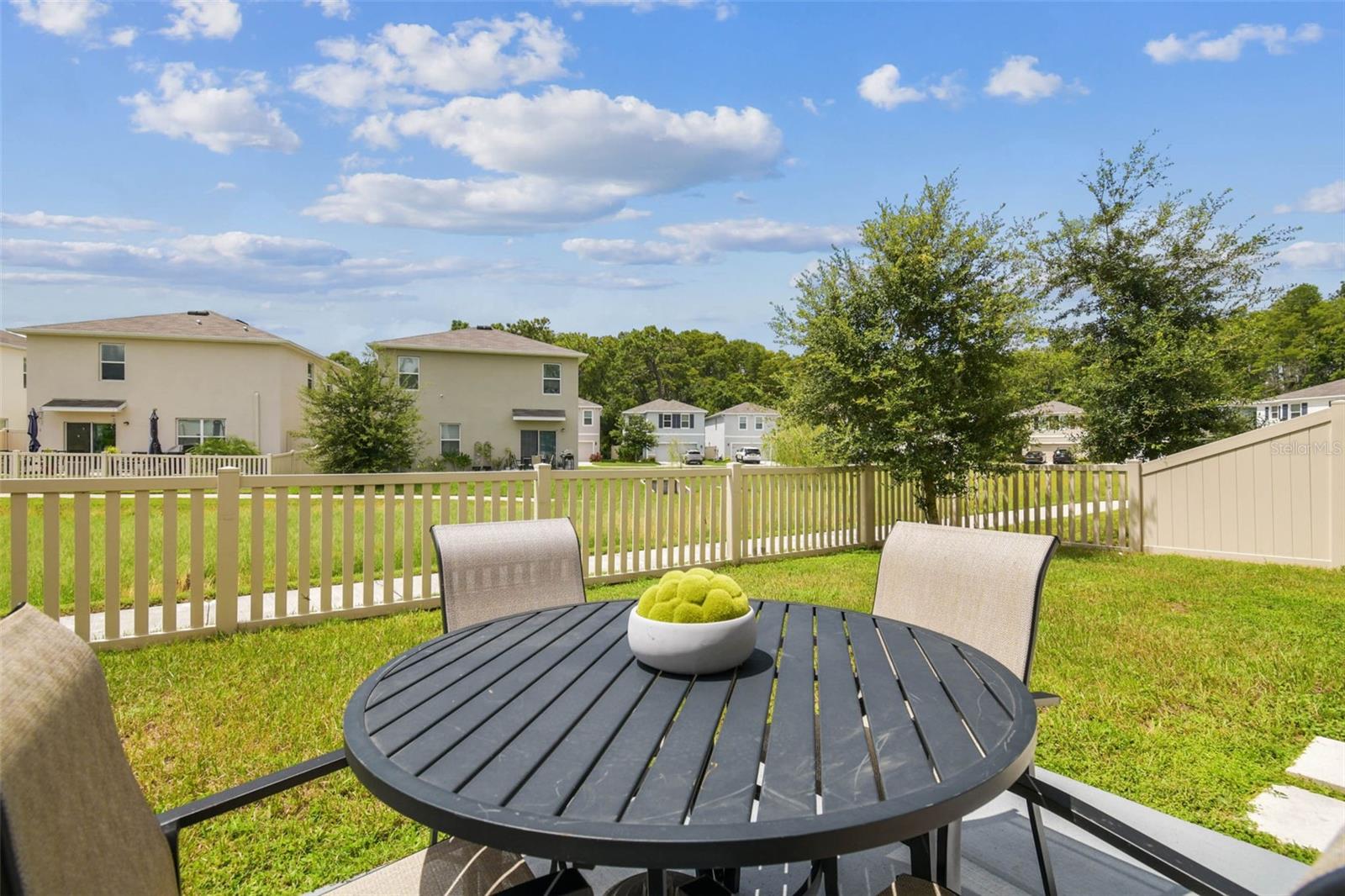 2449 MOON SHADOW RD