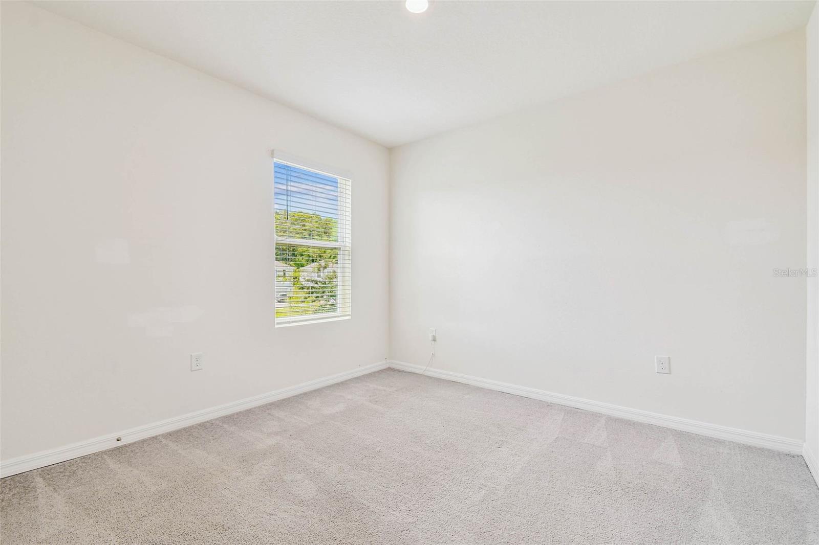 2449 MOON SHADOW RD