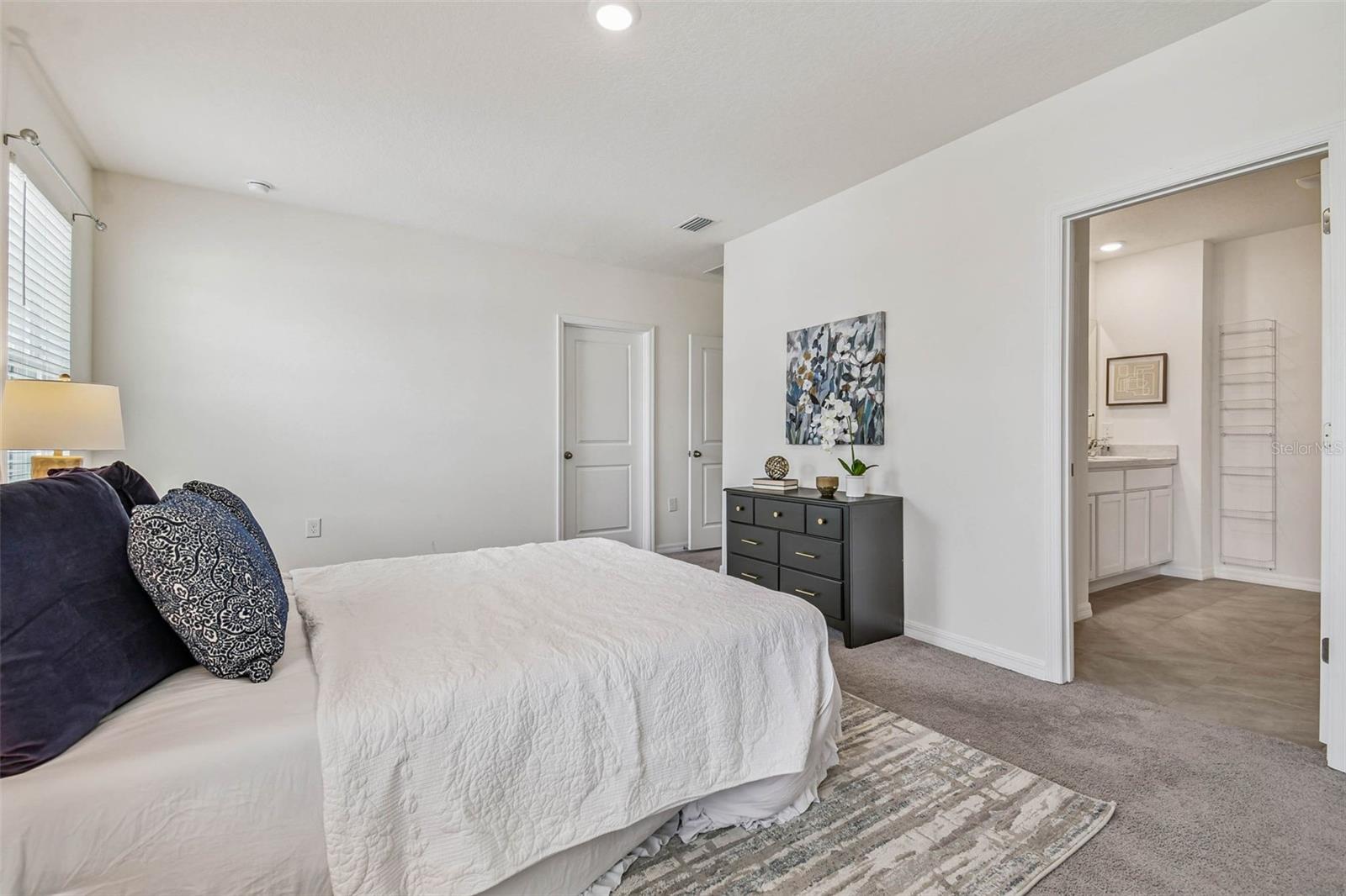 2449 MOON SHADOW RD