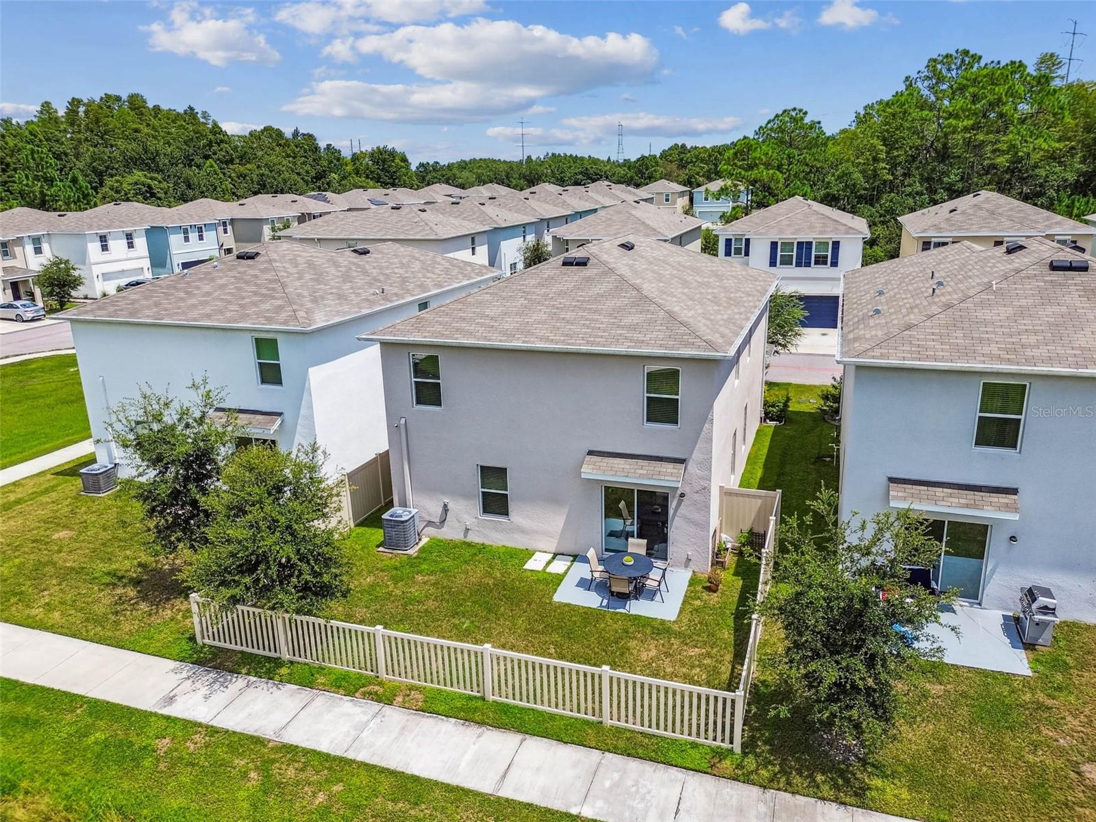 2449 MOON SHADOW RD