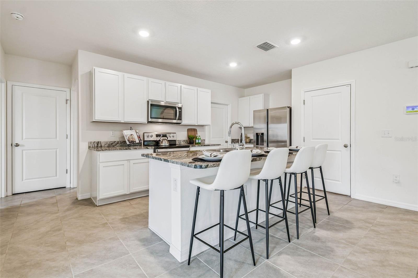 2449 MOON SHADOW RD