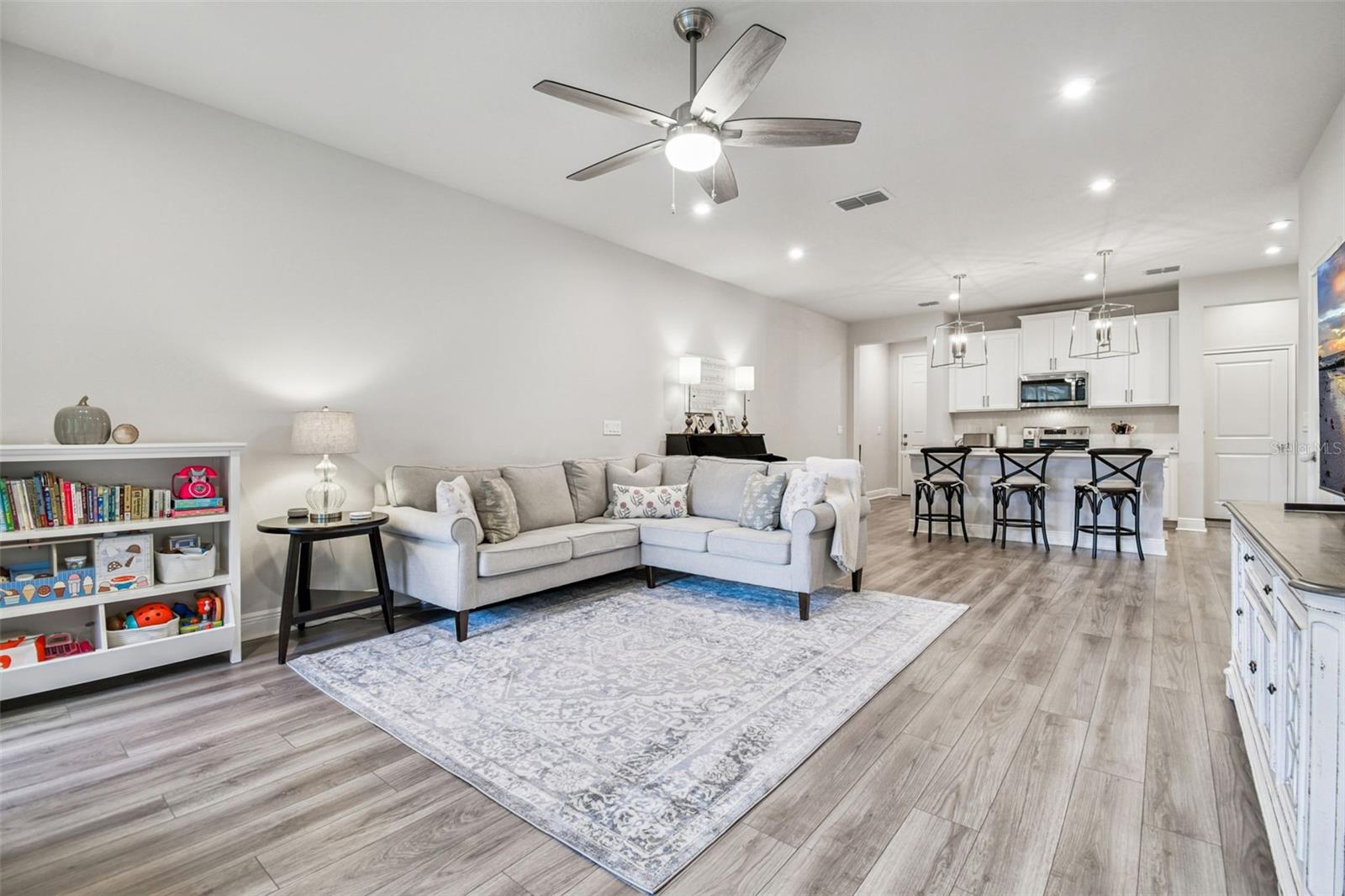 5826 GRAND SONATA AVE