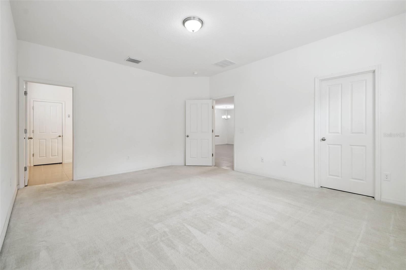 12072 LAKE BLVD