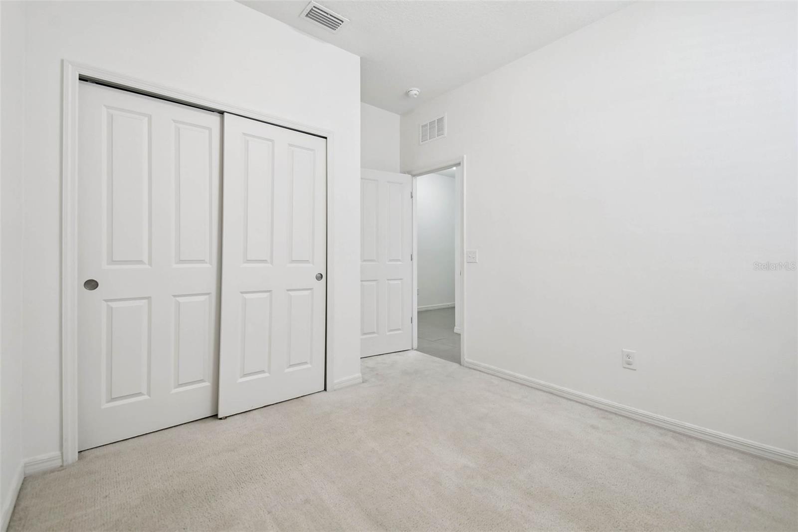 12072 LAKE BLVD
