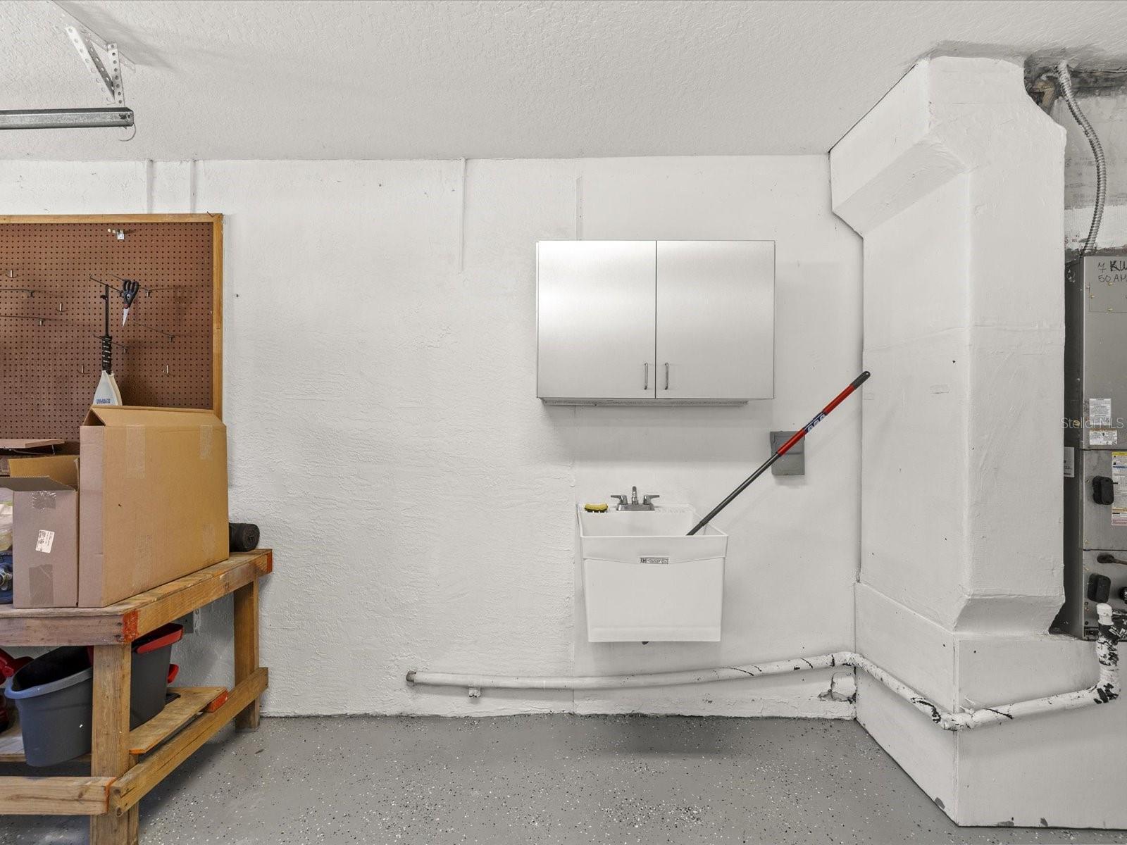 8704 CYPRESS LAKES BLVD