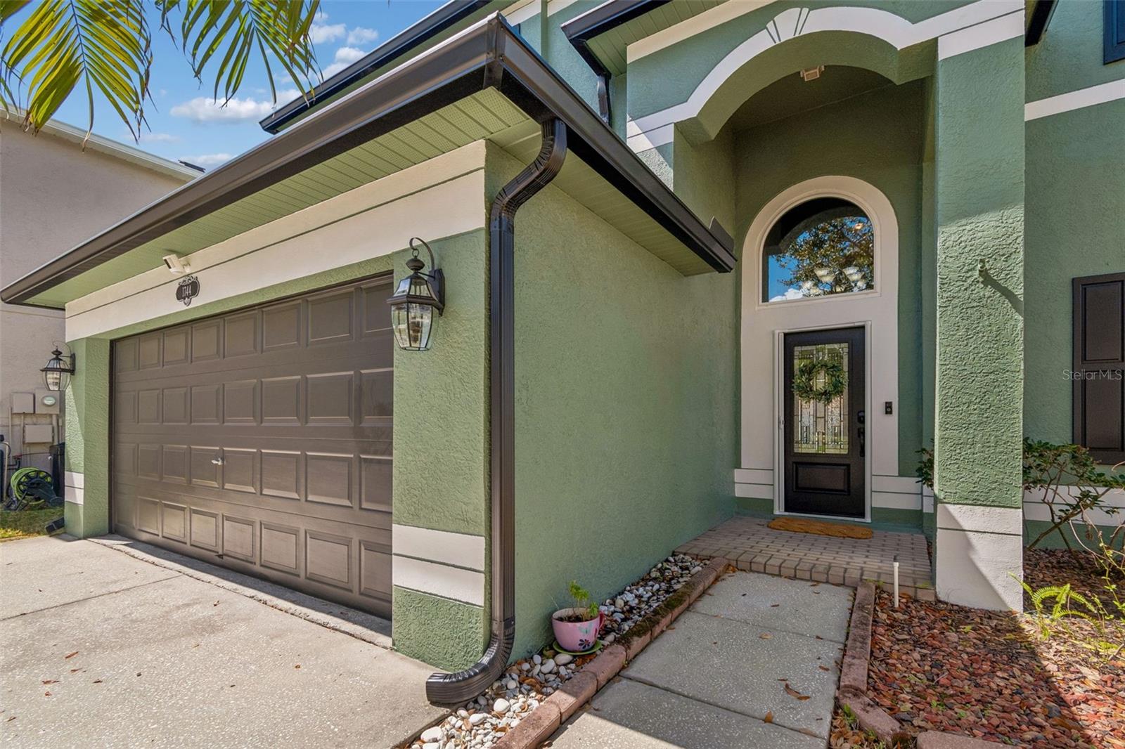 1744 MAPLELEAF BLVD