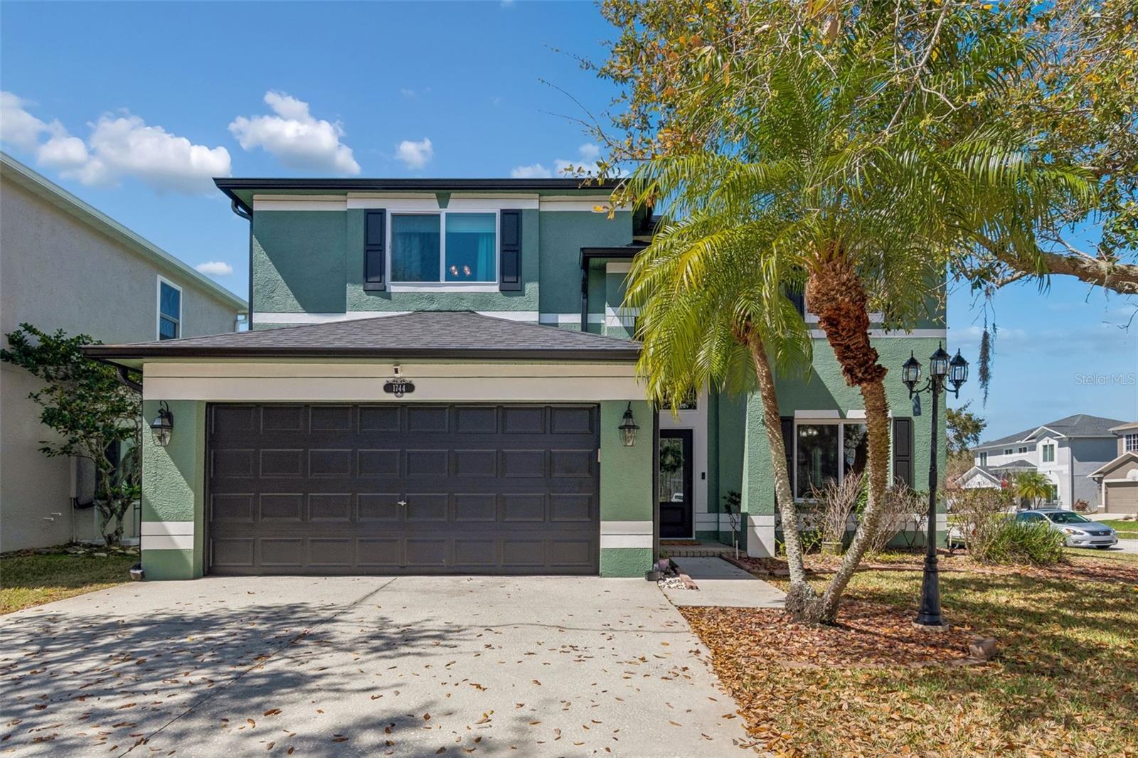 1744 MAPLELEAF BLVD