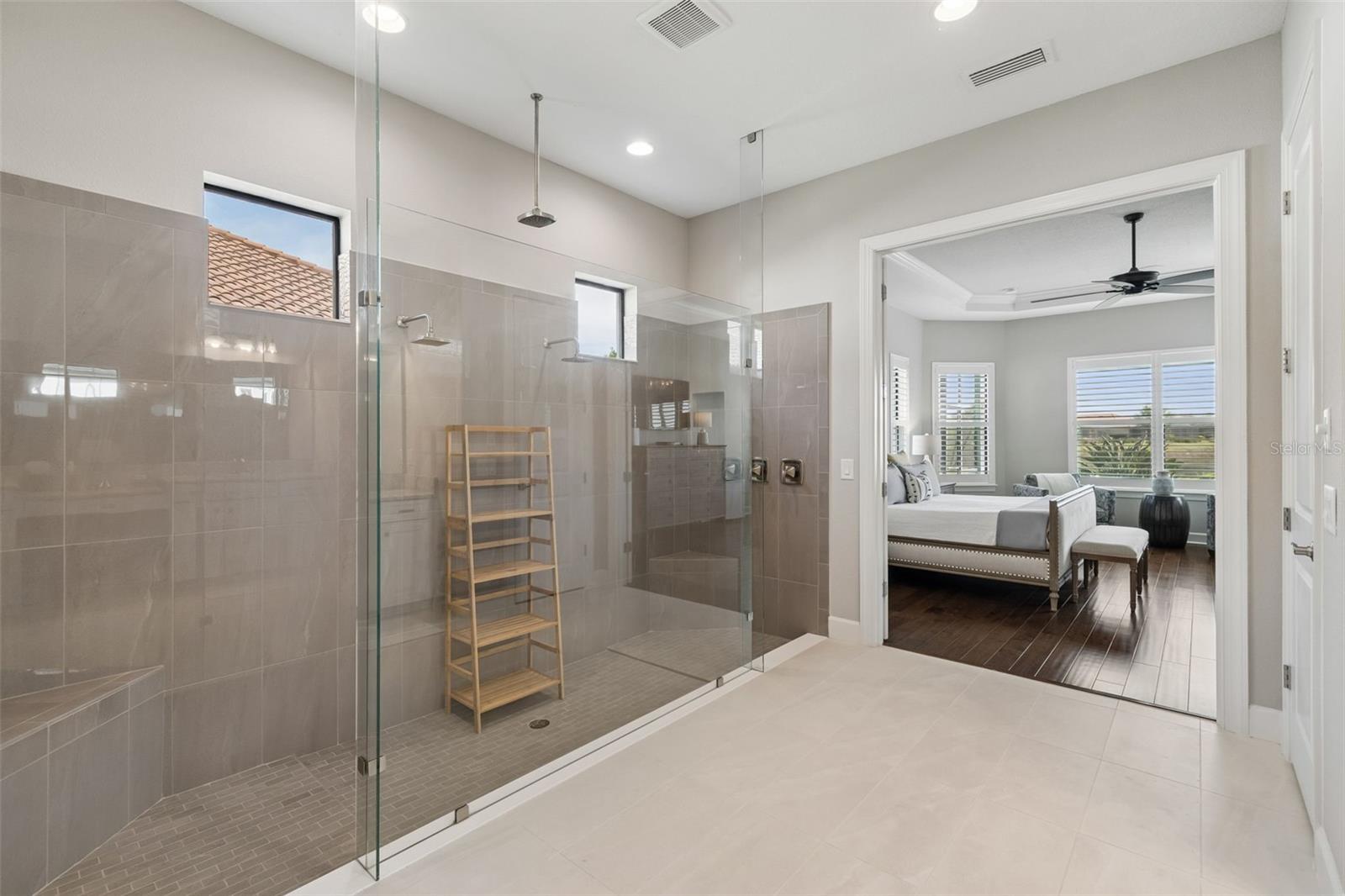 3462 FORSYTHIA DR