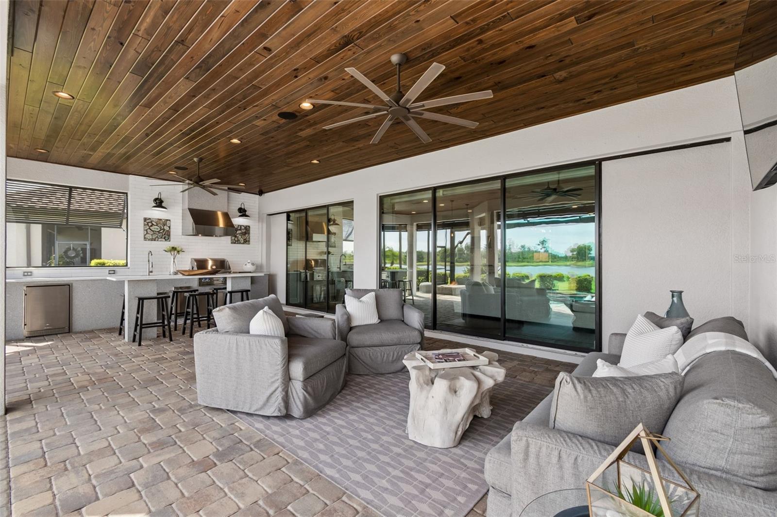 3462 FORSYTHIA DR