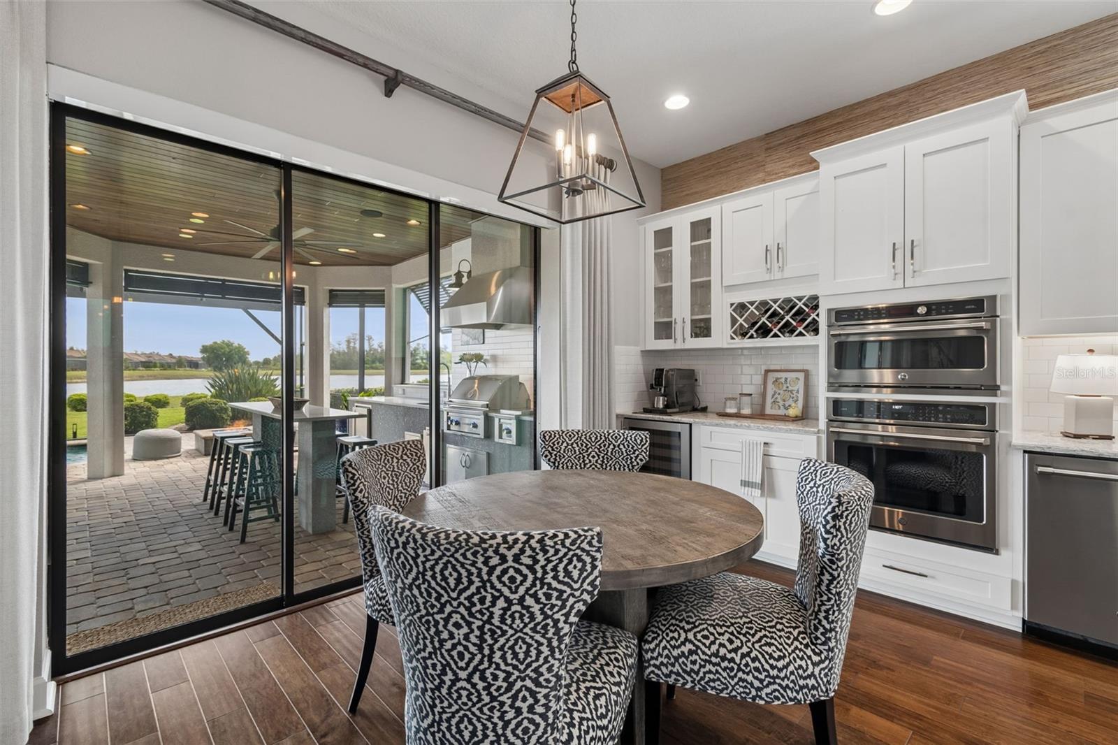 3462 FORSYTHIA DR