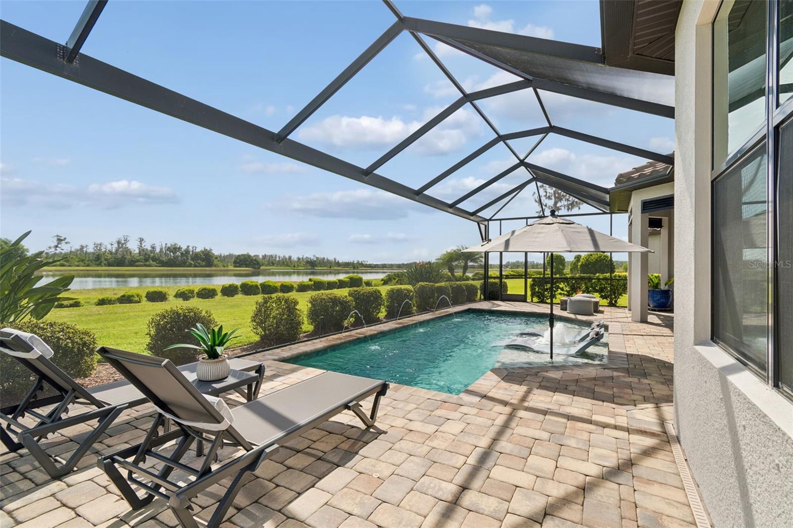 3462 FORSYTHIA DR