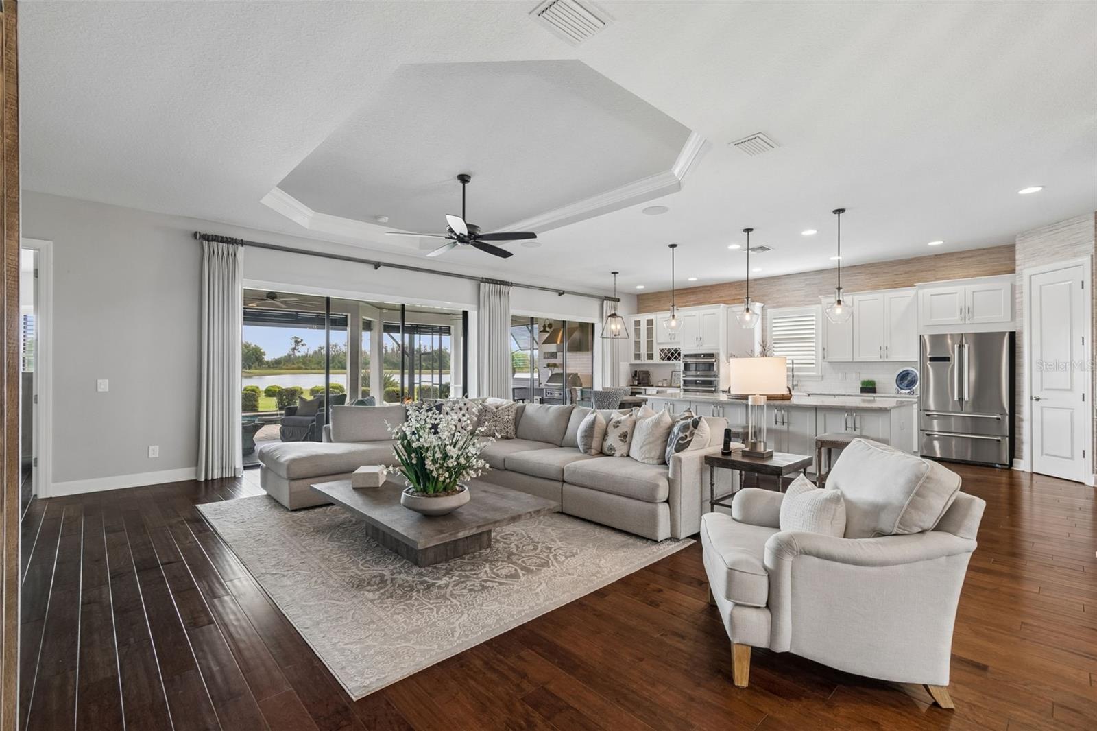 3462 FORSYTHIA DR