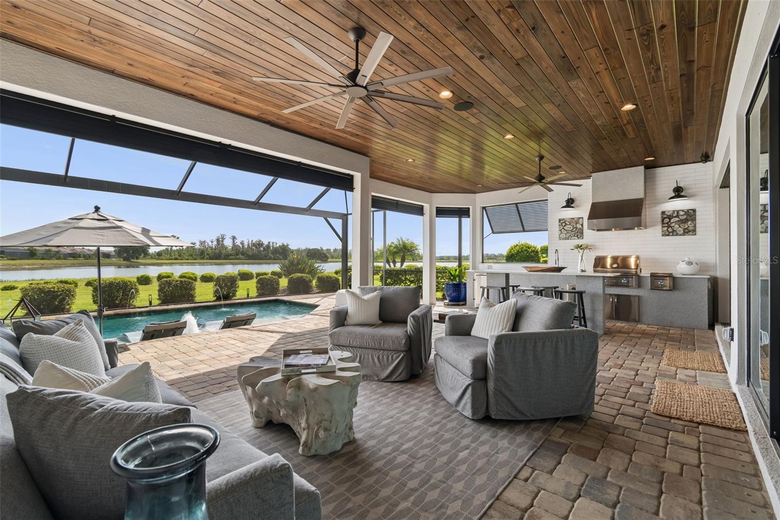 3462 FORSYTHIA DR