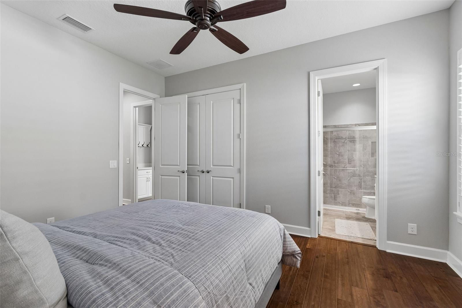 3462 FORSYTHIA DR