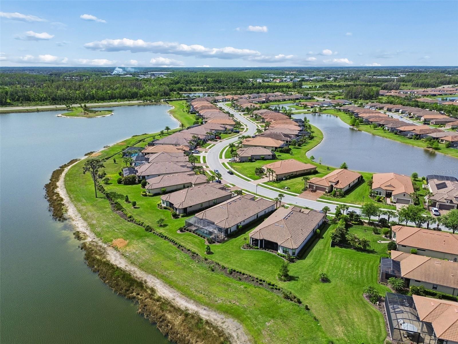 3462 FORSYTHIA DR