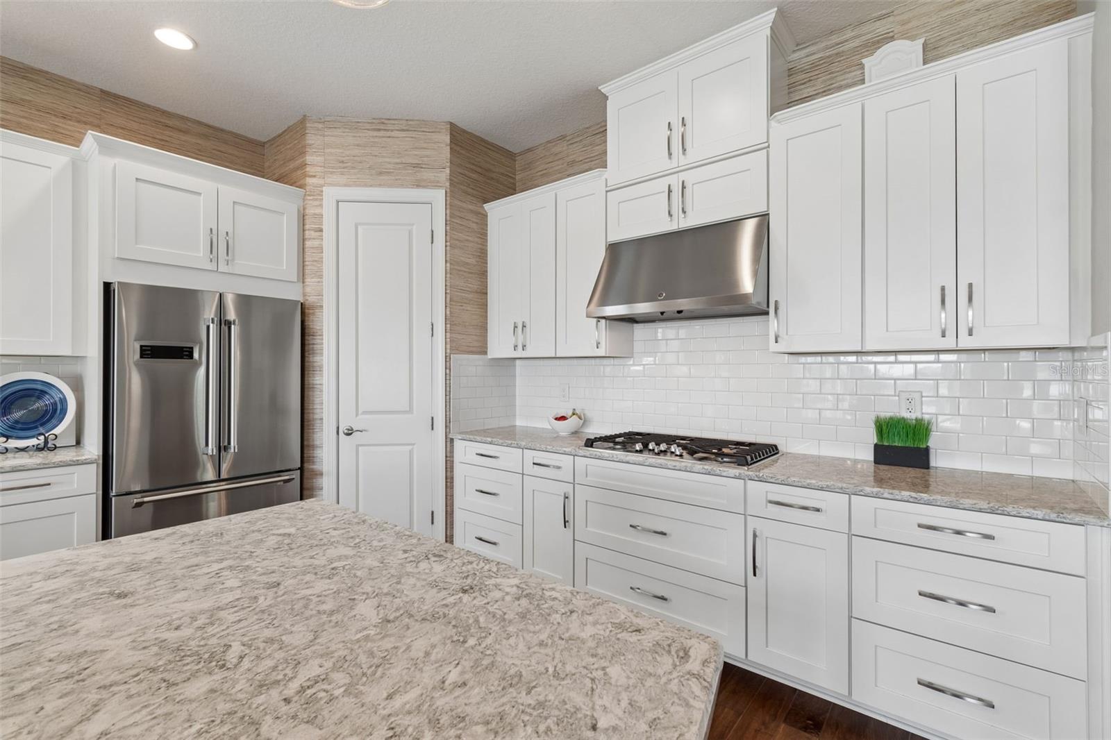 3462 FORSYTHIA DR