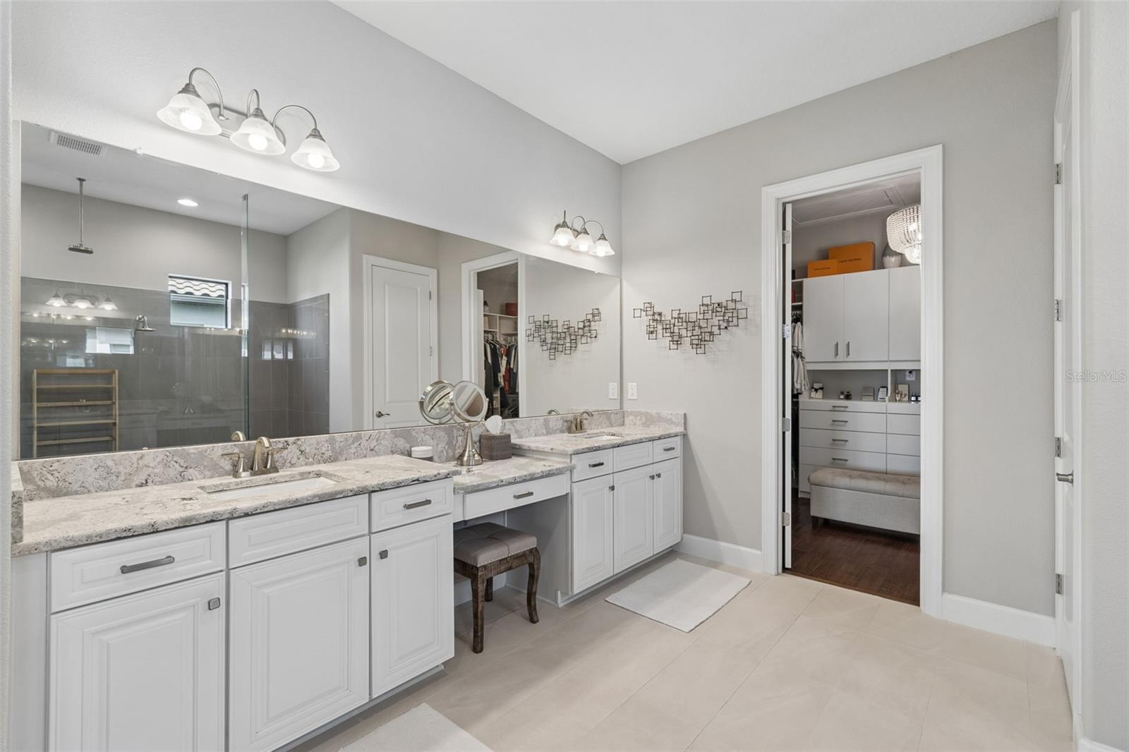 3462 FORSYTHIA DR