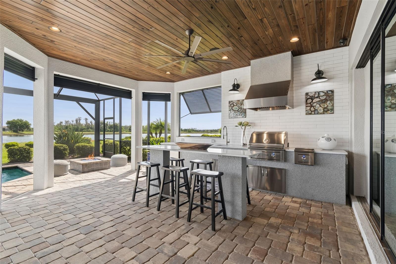 3462 FORSYTHIA DR