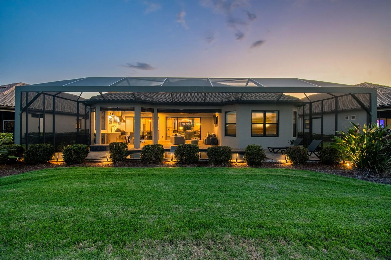3462 FORSYTHIA DR