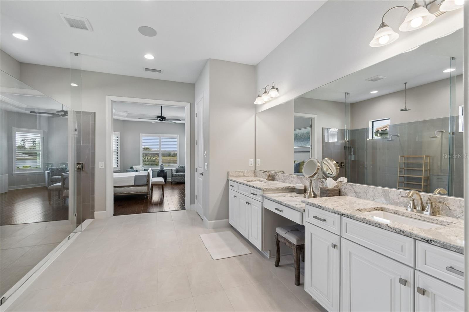 3462 FORSYTHIA DR