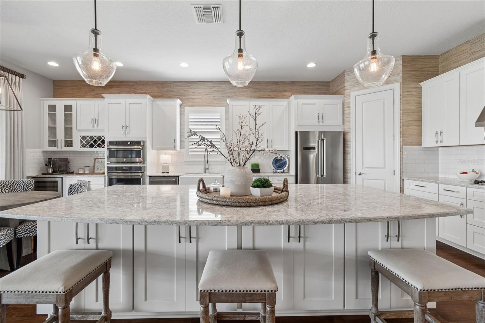 3462 FORSYTHIA DR