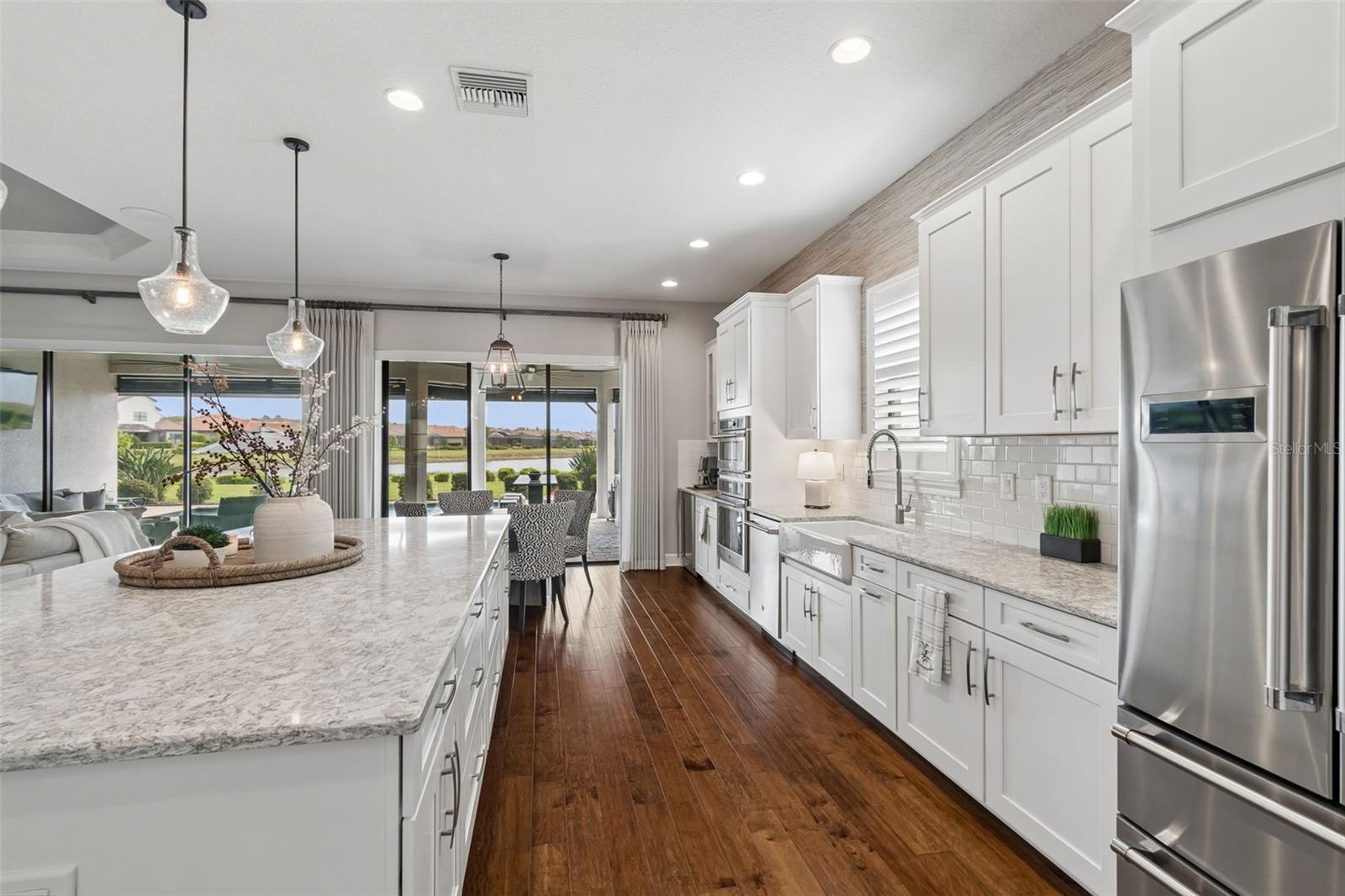 3462 FORSYTHIA DR