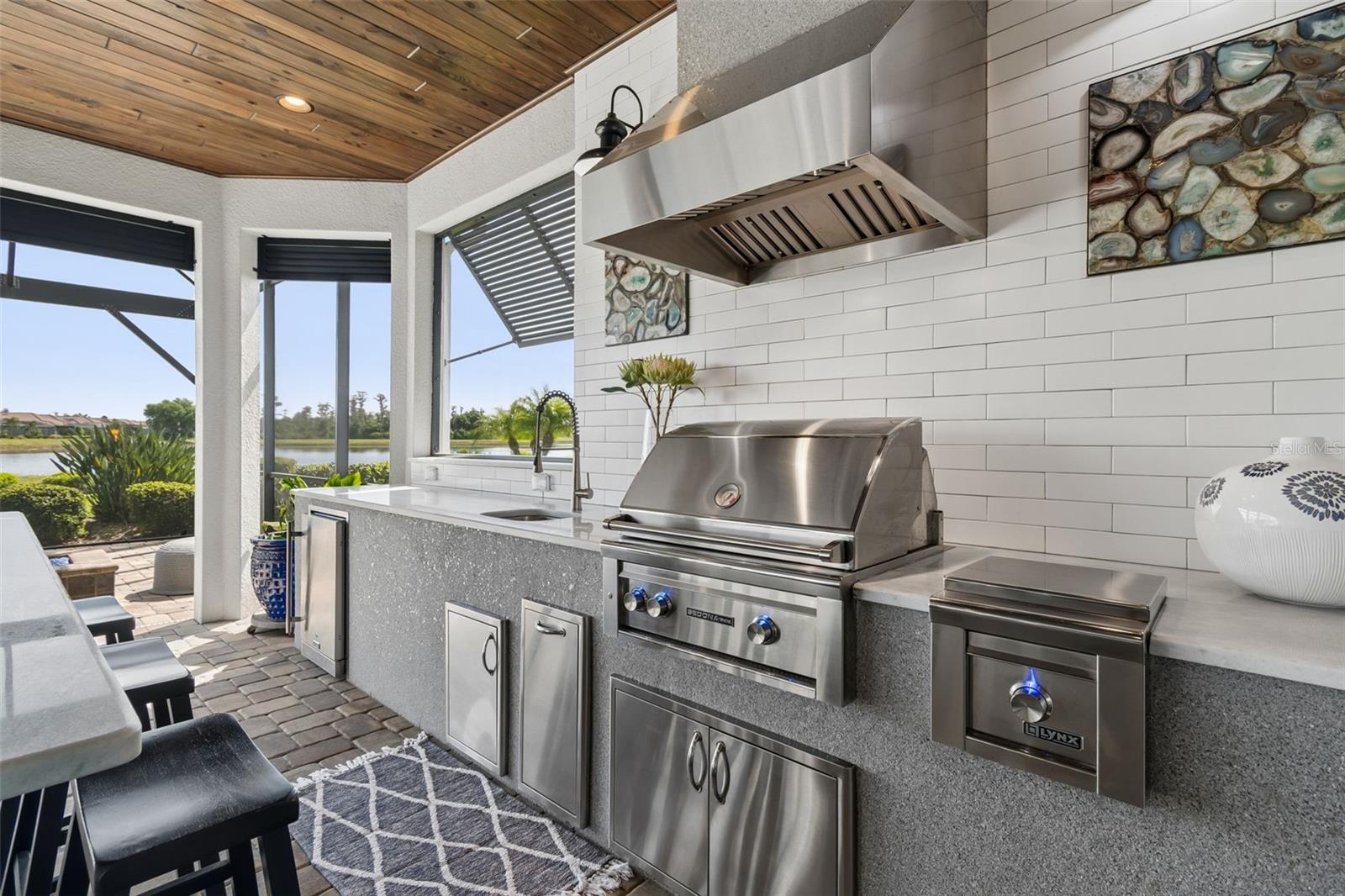 3462 FORSYTHIA DR