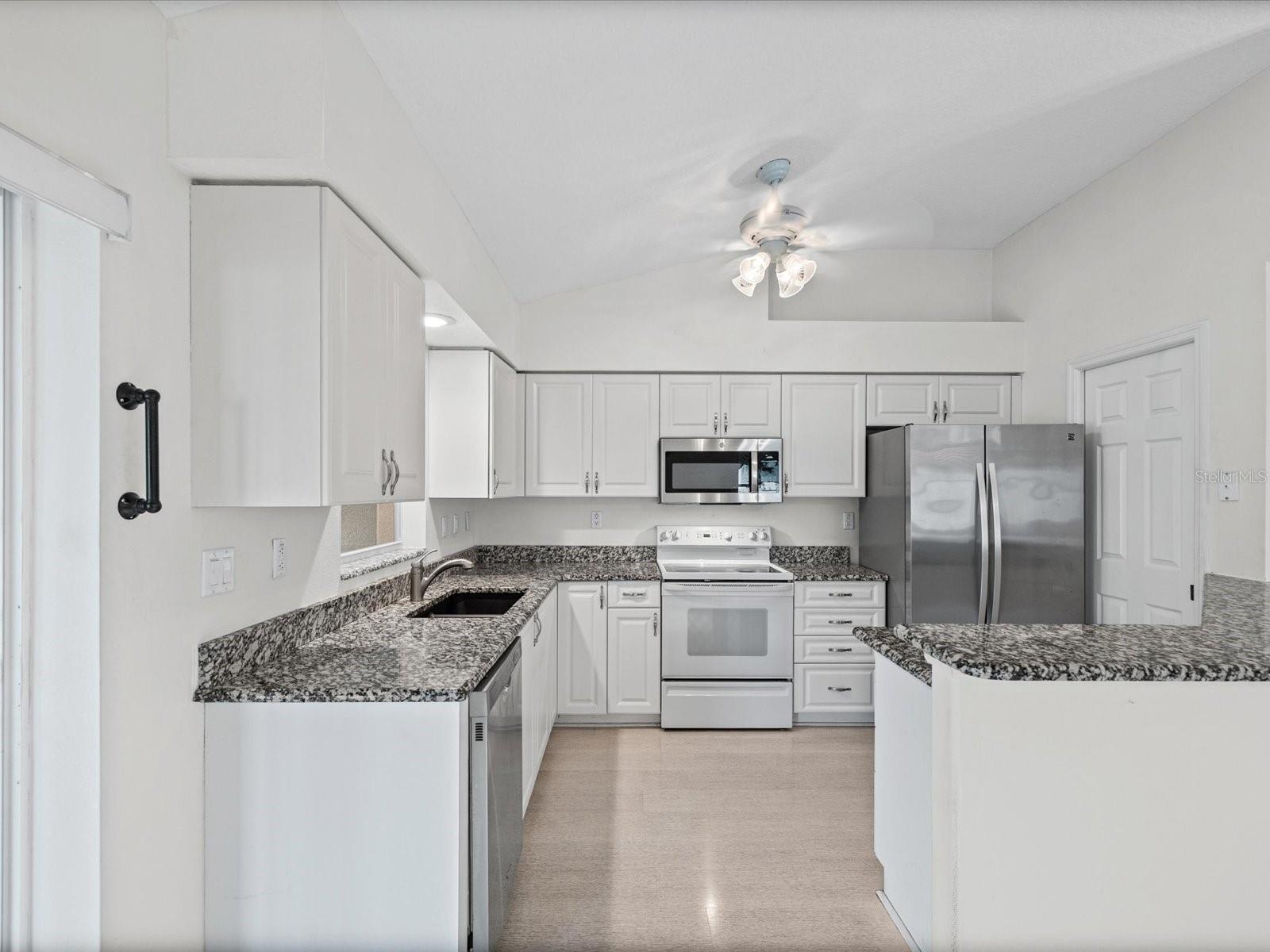 11621 HOLLY ANN DR