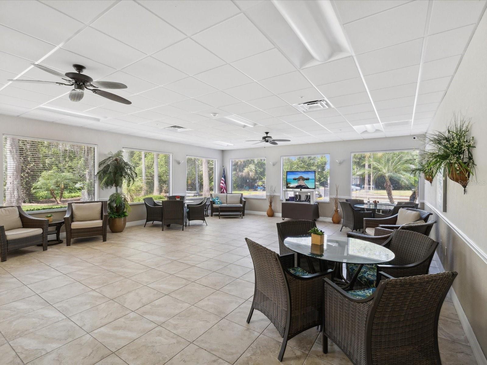 11621 HOLLY ANN DR