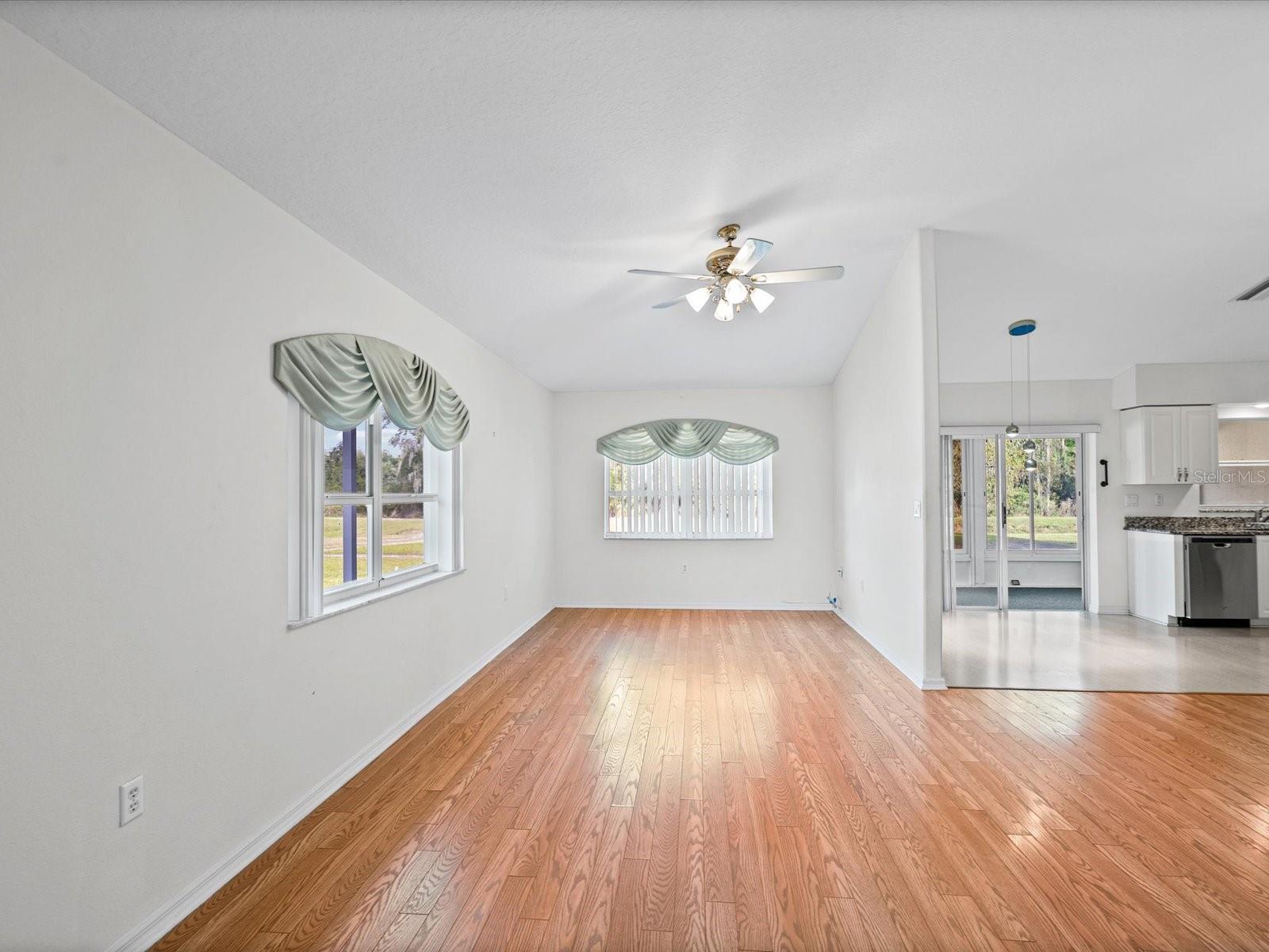 11621 HOLLY ANN DR