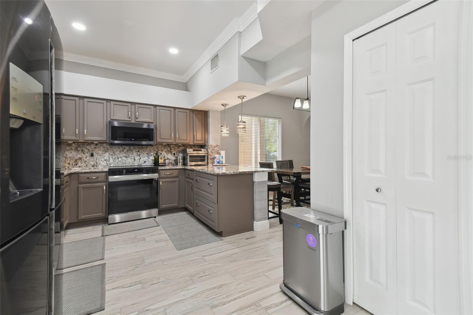 19426 SANDY SPRINGS CIR