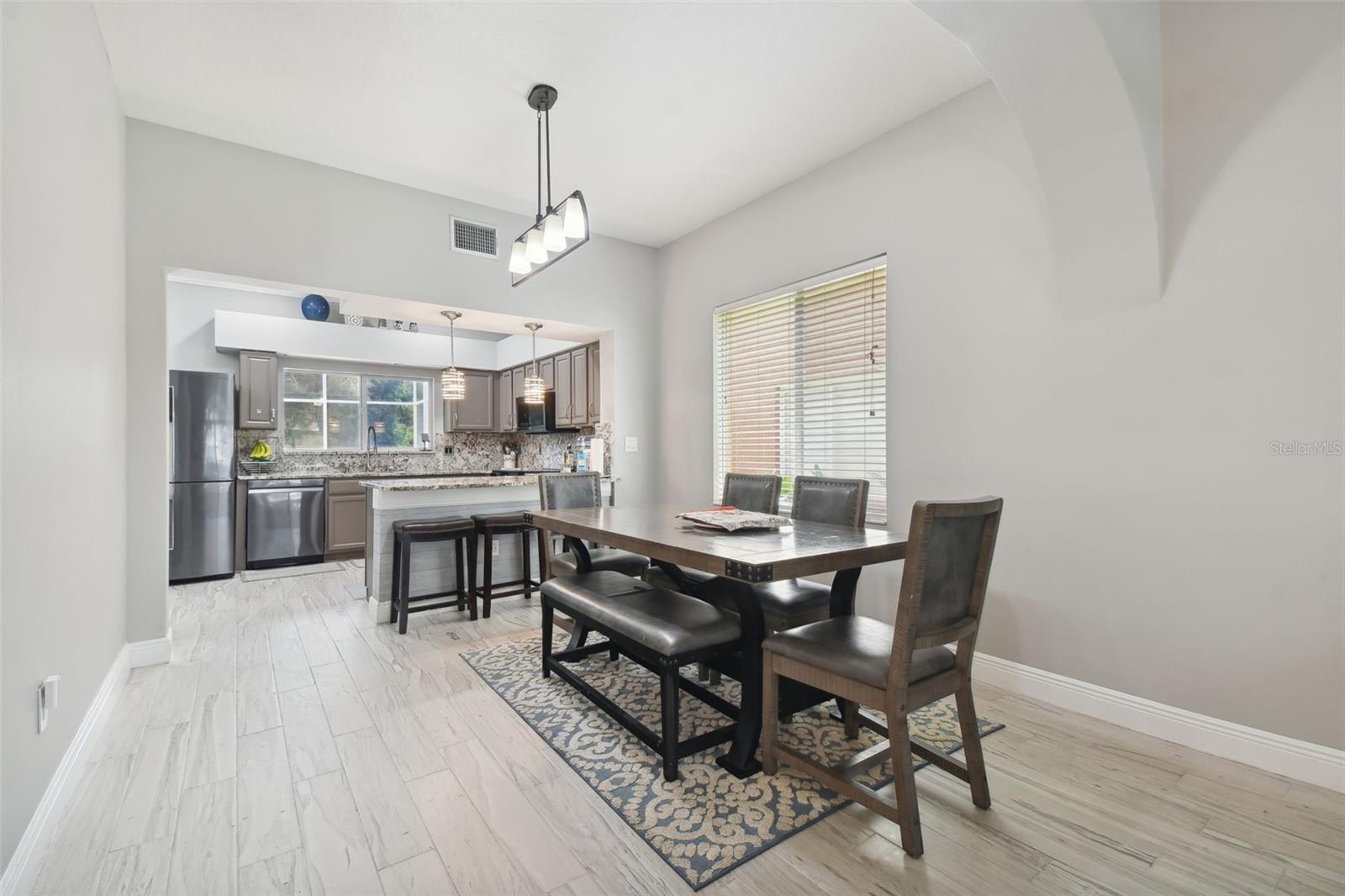 19426 SANDY SPRINGS CIR