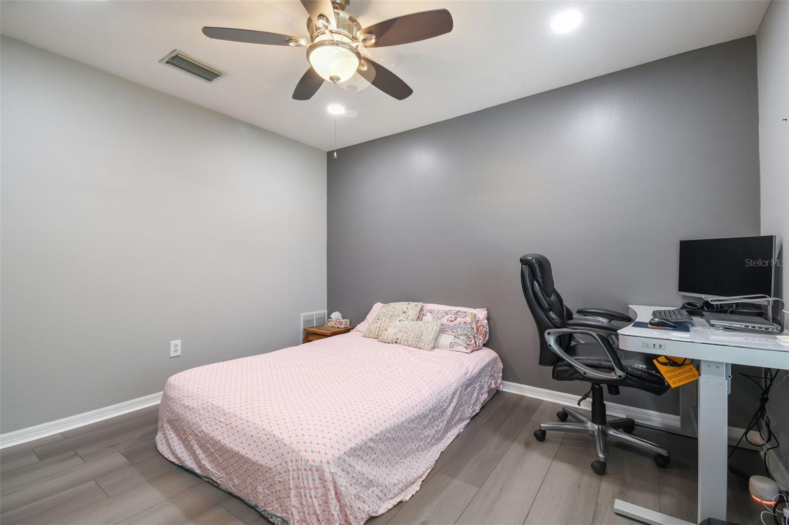 19426 SANDY SPRINGS CIR