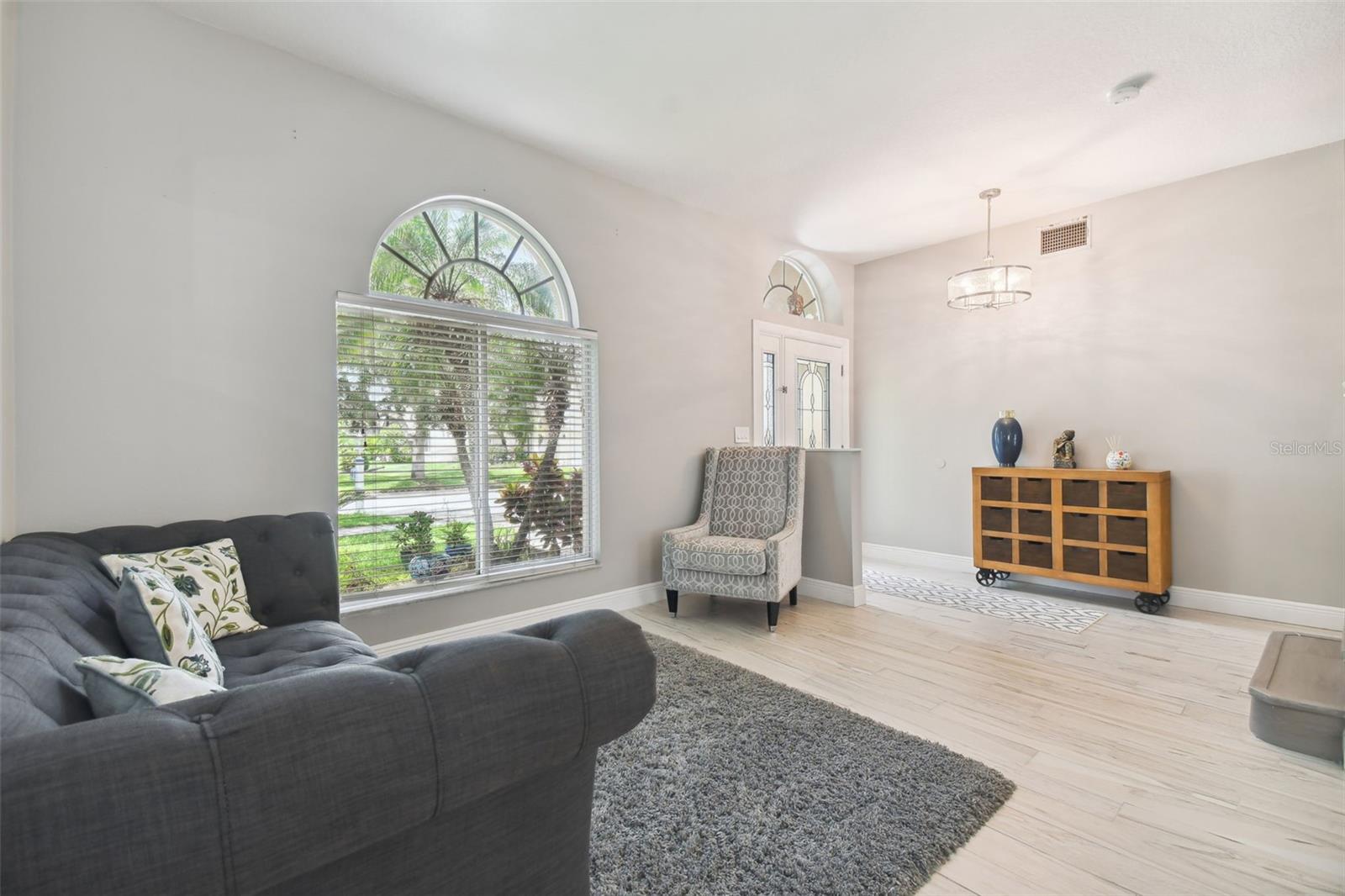 19426 SANDY SPRINGS CIR