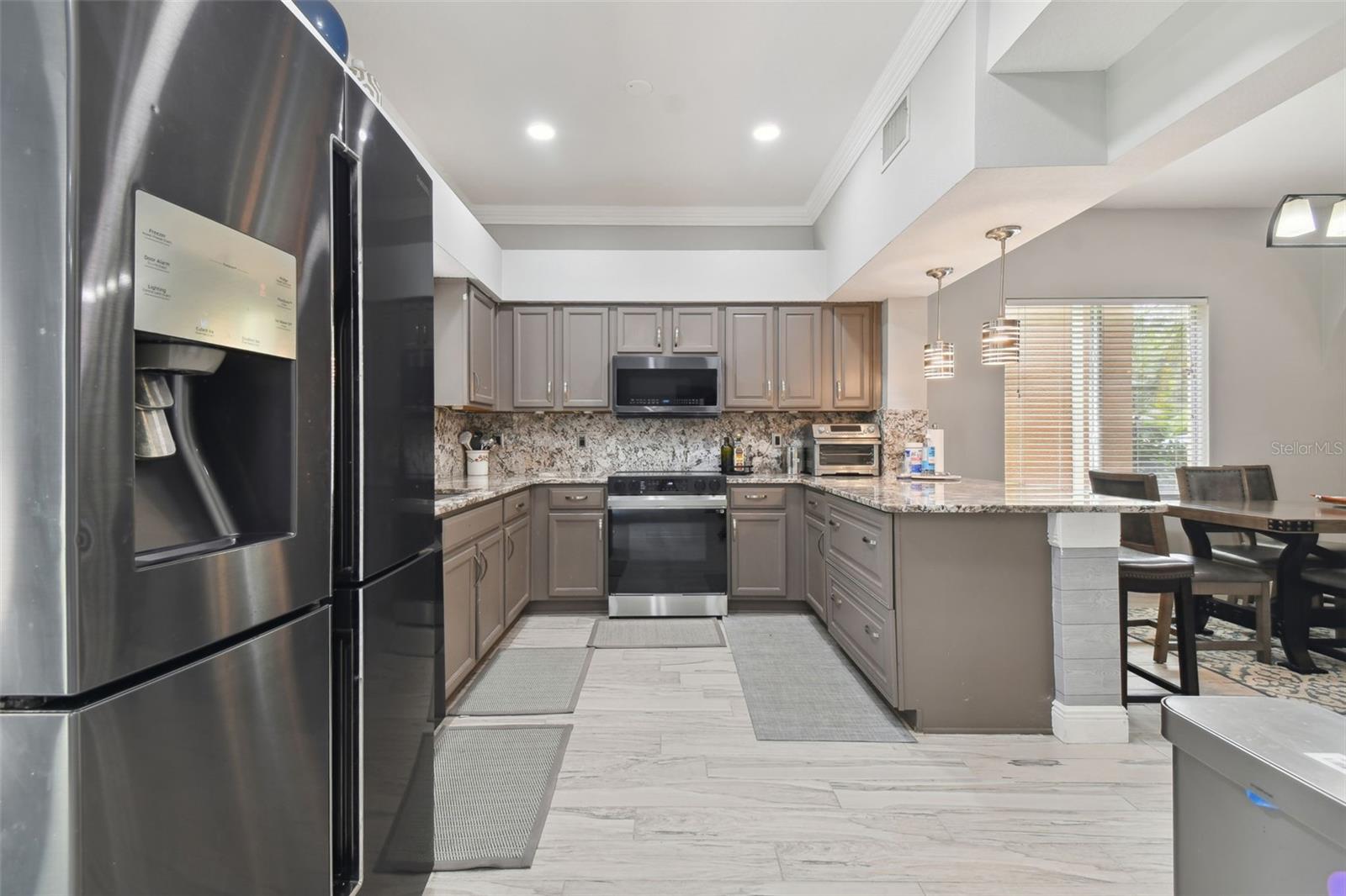 19426 SANDY SPRINGS CIR