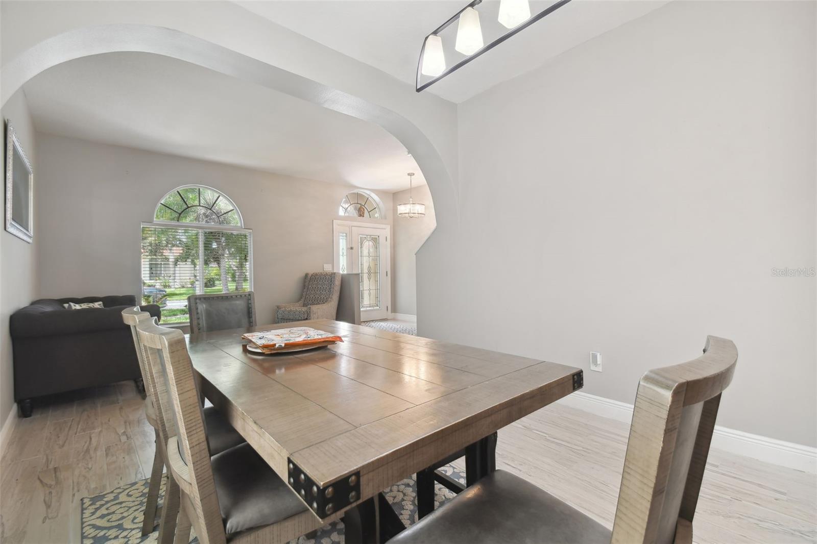 19426 SANDY SPRINGS CIR