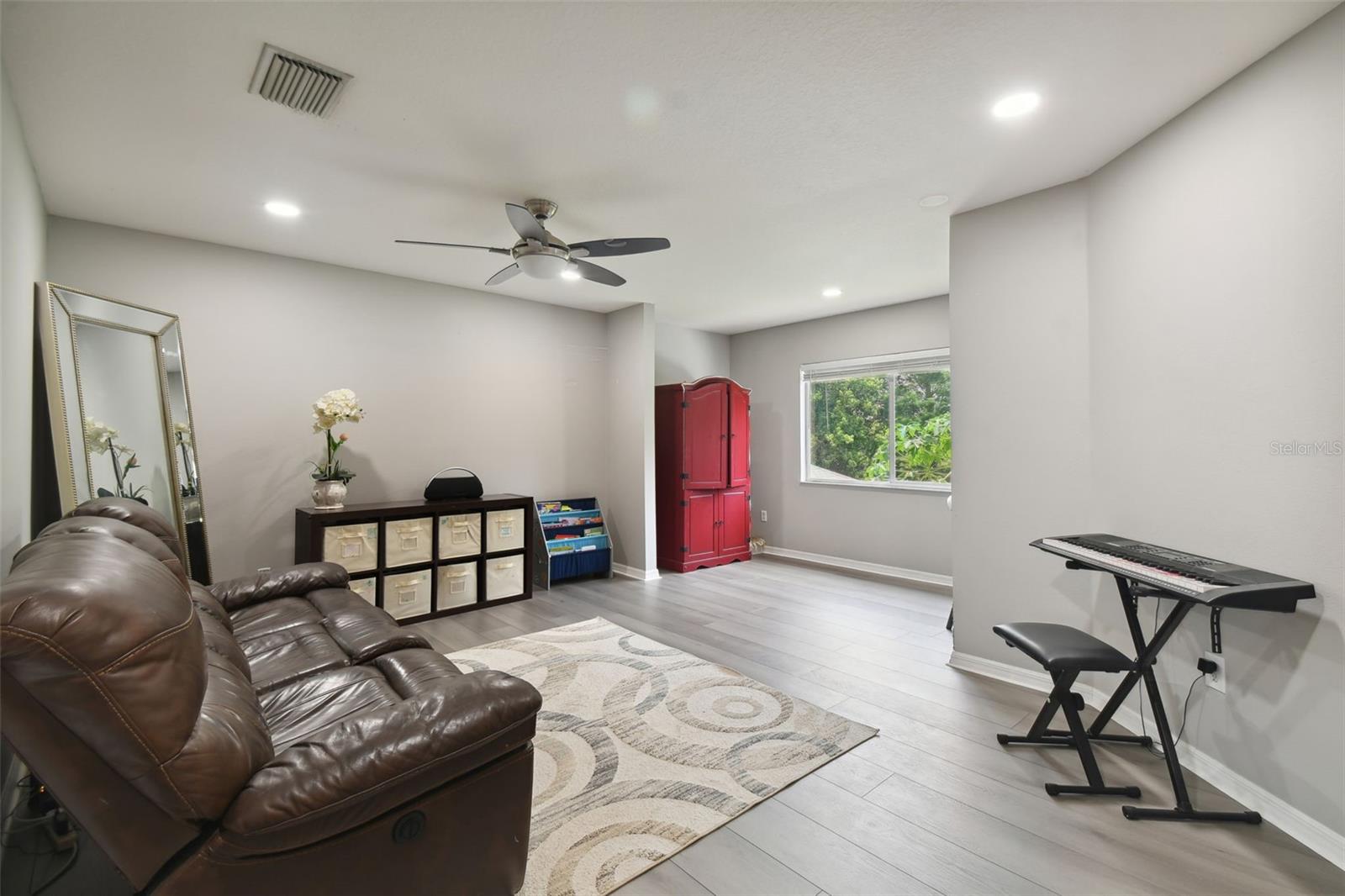 19426 SANDY SPRINGS CIR