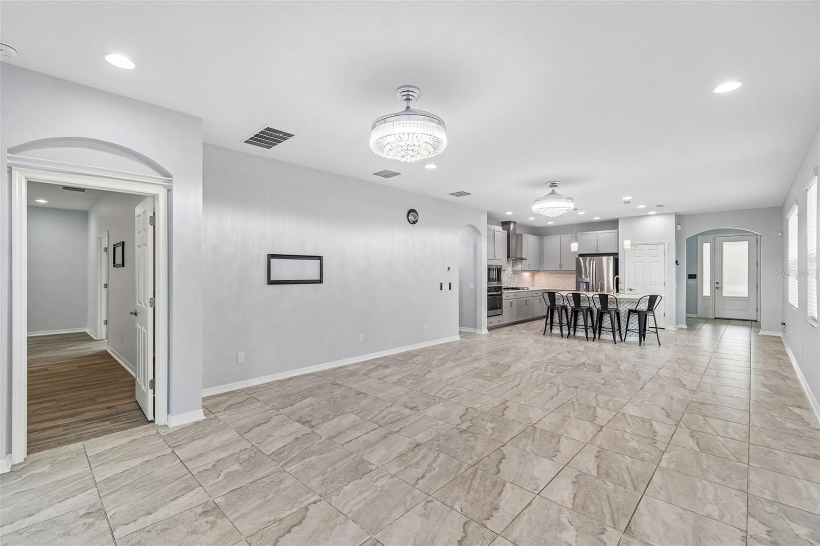 11852 GAVIN LN
